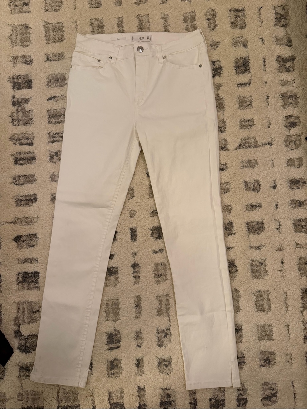 MNG Denim White Ankle Jeans - Slim Stretch Crop NWOT, some box dust 26” inseam